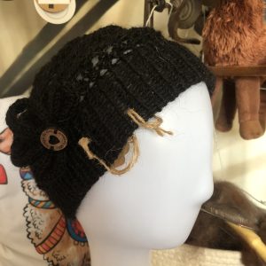 bonnet coquille noire